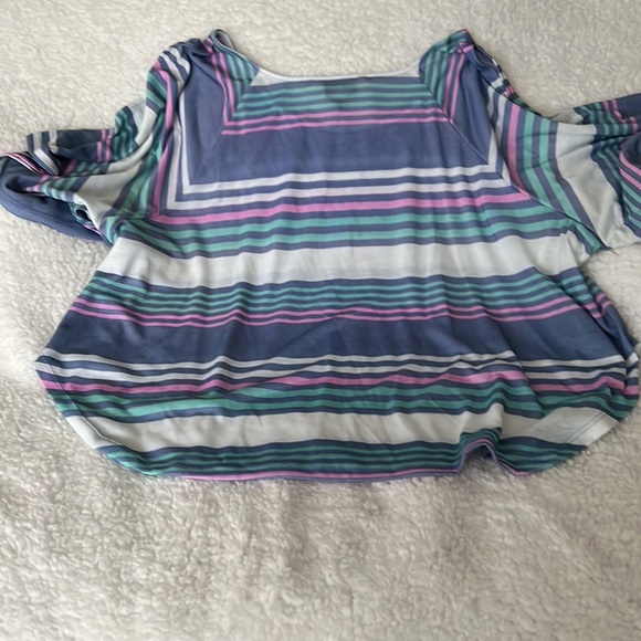 Decree Shirt - Picture 4 of 5